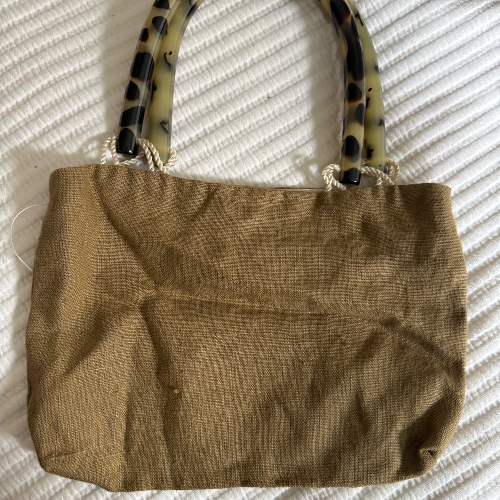 Chic Beige Clutch with Tortoise Accents